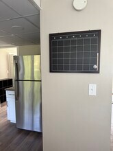 200 Maple Rd, Unit 200A in Storrs Mansfield, CT - Foto de edificio - Building Photo