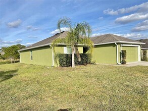377 Sierra Mike Blvd in Lake Alfred, FL - Foto de edificio - Building Photo
