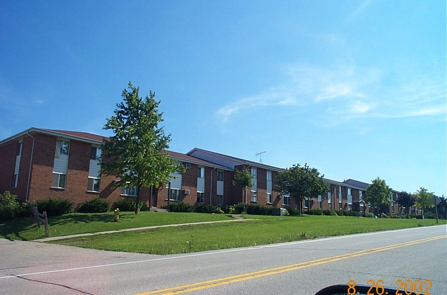 Ridgeview Terrace in West Bend, WI - Building Photo