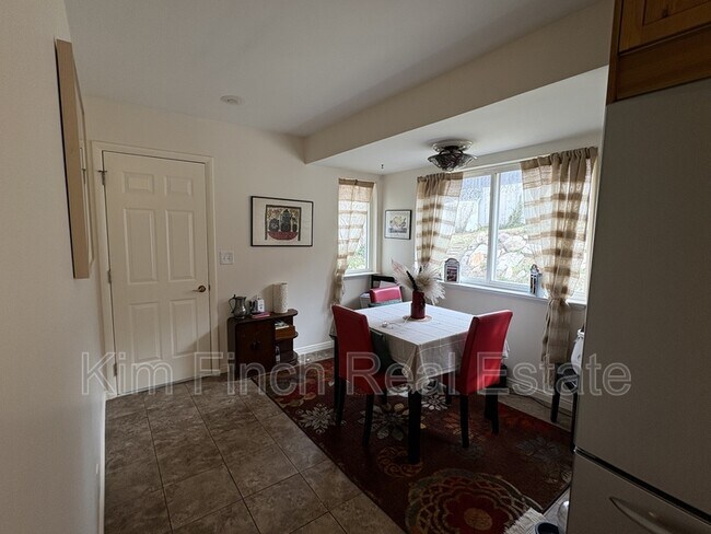 4951 Naniloa Dr in Holladay, UT - Building Photo - Building Photo