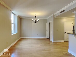 985 Ponce De Leon Ave NE, Unit 309 in Atlanta, GA - Building Photo - Building Photo