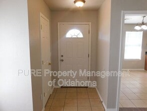4616 Tinker Rd in Oklahoma City, OK - Building Photo - Building Photo