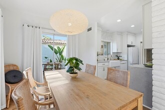 7021 Estrella de Mar Rd in Carlsbad, CA - Building Photo - Building Photo