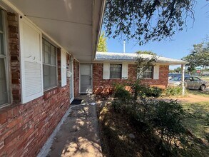 1101 NW 103rd St in Oklahoma City, OK - Building Photo - Building Photo