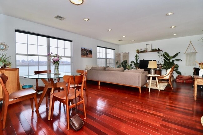 64 Bergen Ridge Rd in North Bergen, NJ - Building Photo - Building Photo