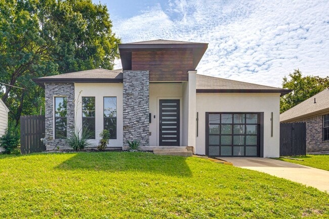 property at 414 Avenue E