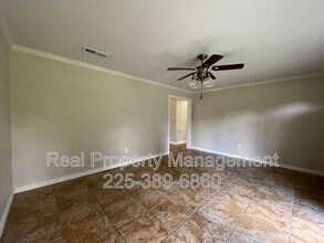 7921 Greenwell St in Baton Rouge, LA - Building Photo - Building Photo