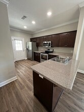 7010 Catalina Dr in Blackshear, GA - Building Photo - Building Photo