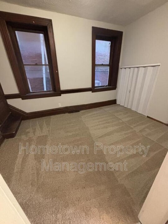 71 Main St in Seven Valleys, PA - Building Photo