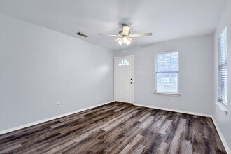 607 Oldham St in Bonham, TX - Building Photo - Building Photo