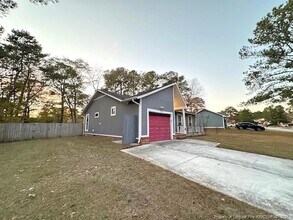 3305 Hunting Bay Dr in Spring Lake, NC - Building Photo - Building Photo