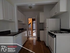 3832 N Fremont St, Unit 3823-2e in Chicago, IL - Foto de edificio - Building Photo