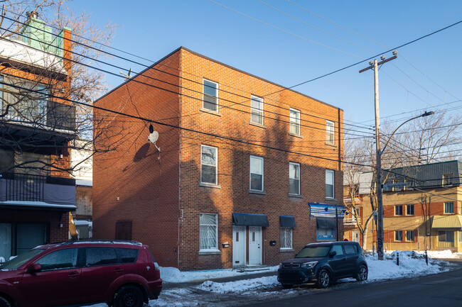 1495-1499 Logan Rue in Montréal, QC - Building Photo - Building Photo