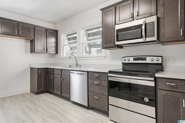 1724 Cullman Ave in Birmingham, AL - Foto de edificio - Building Photo