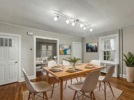 716 E Railroad Ave in Bryn Mawr, PA - Building Photo