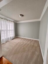 12811 W 122nd Terrace in Overland Park, KS - Building Photo - Building Photo
