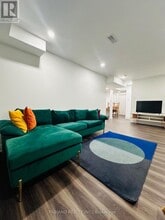 180 Esther Cres in Thorold, ON - Building Photo - Building Photo