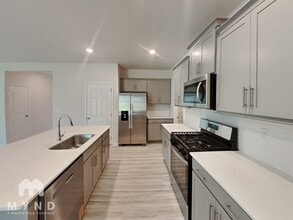 553 Zermatt Ct in Monroe, NC - Building Photo - Building Photo