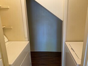 1104 Holik Dr in College Station, TX - Building Photo - Building Photo