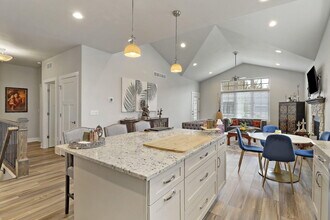 4706 S Cottage Ln in Pleasant Prairie, WI - Building Photo - Building Photo