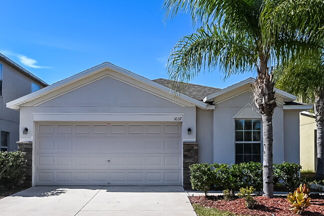 property at 1037 Seminole Sky Dr