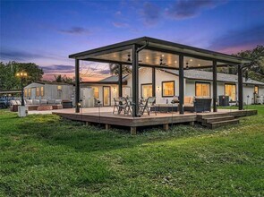 6920 SW 182nd Way in Southwest Ranches, FL - Building Photo - Building Photo