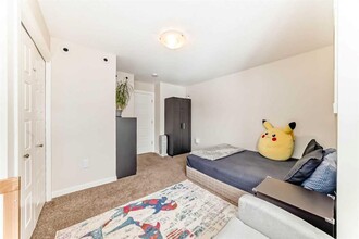 144 Red Embers Gate NE in Calgary, AB - Building Photo - Building Photo