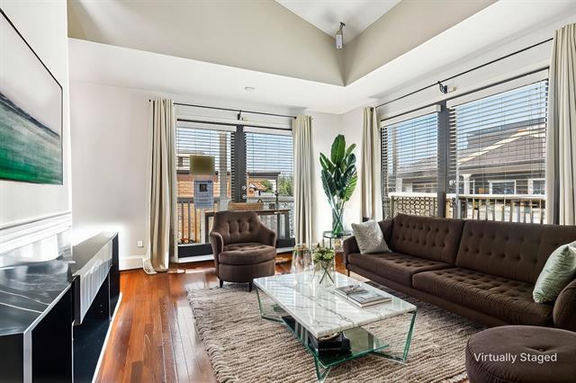 property at 5912 Sandhurst Ln