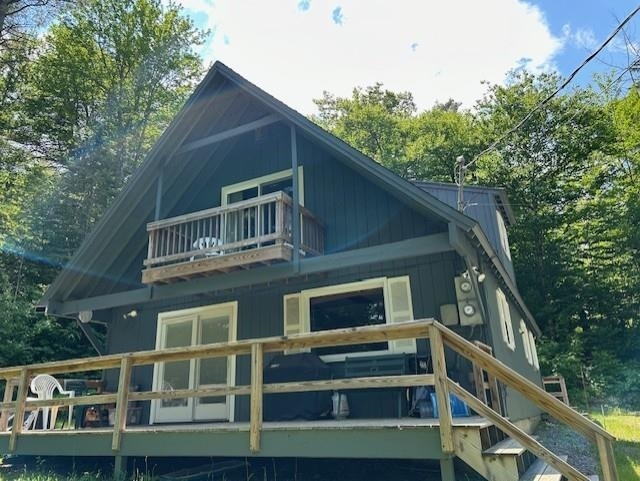 4 Skytop Dr in Newbury, NH - Building Photo