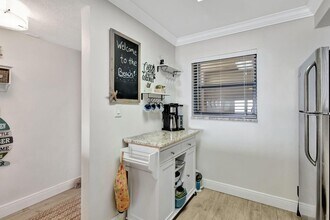 9400 S Ocean Dr, Unit 405 in Jensen Beach, FL - Building Photo - Building Photo