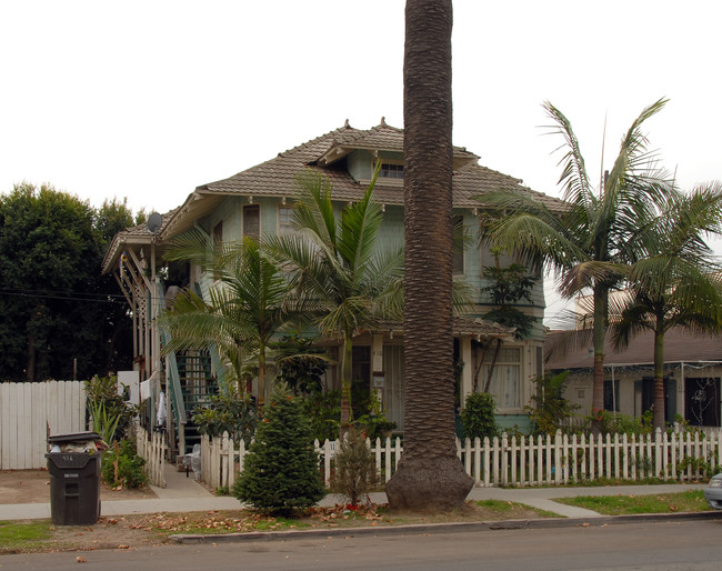 416 W 5th St in Long Beach, CA - Building Photo - Building Photo