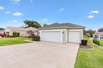 13655 SE 97th Terrace Rd in Summerfield, FL - Foto de edificio - Building Photo