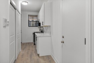 1904 N Whipple St in Chicago, IL - Building Photo - Building Photo