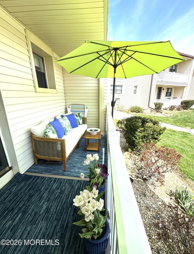 101 Wharfside Dr in Monmouth Beach, NJ - Building Photo - Building Photo