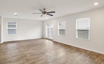 5549 Galahad Trl in Milton, FL - Building Photo - Building Photo