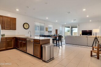 9630 W Atlantis Wy in Tolleson, AZ - Building Photo - Building Photo