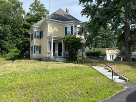 27 Church St, Unit 2nd Floor in Chelmsford, MA - Building Photo