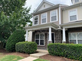 8025 Goldenrain Way in Raleigh, NC - Building Photo