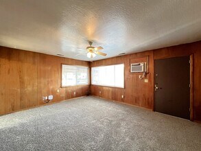 68 N Yale St, Unit 2 in Nampa, ID - Building Photo - Building Photo