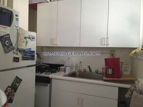 1200 Massachusetts Ave in Cambridge, MA - Building Photo - Building Photo