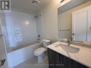 27 Korda Gate in Vaughan, ON - Building Photo - Building Photo