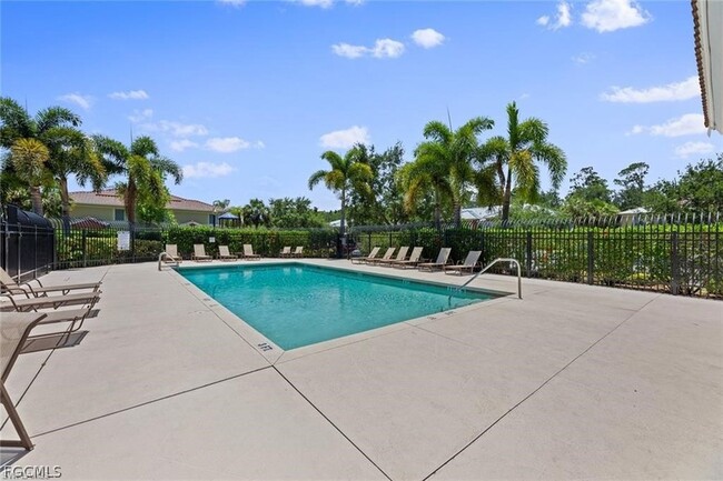 9440 Ivy Brook Run, Unit 507 in Ft. Myers, FL - Building Photo - Building Photo