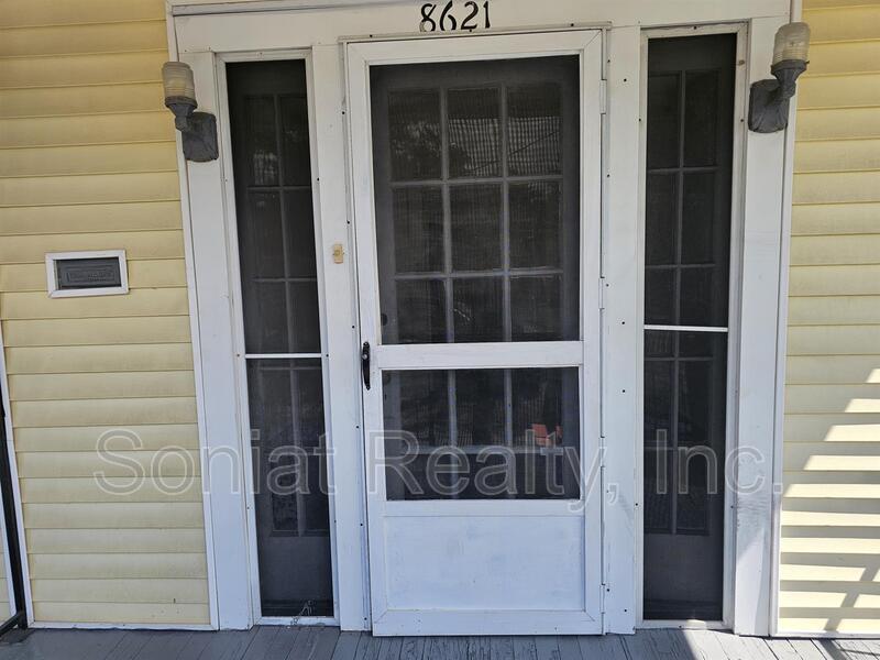 8621 Jeannette St in New Orleans, LA - Building Photo