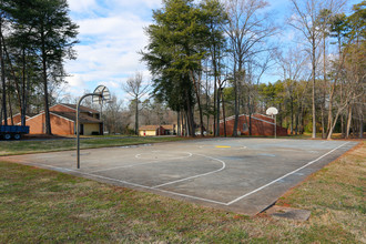 Cedar Knoll in Charlotte, NC - Building Photo - Building Photo