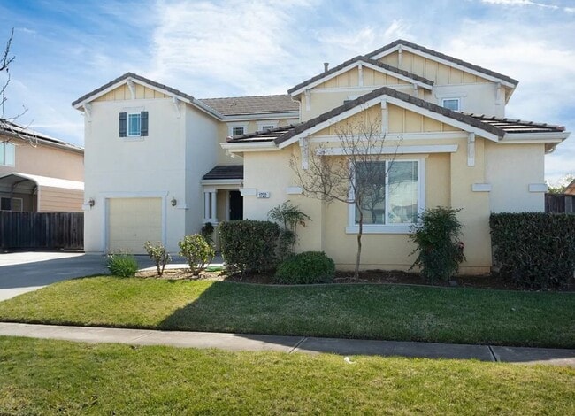 property at 1720 Hicks Ave