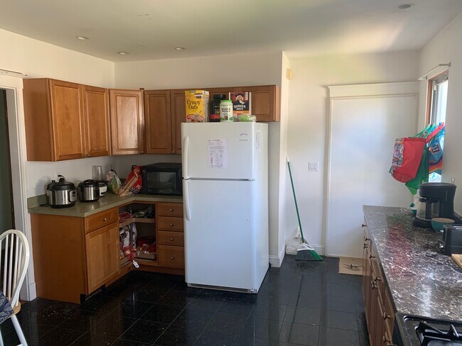 4 Nottinghill Rd, Unit 4