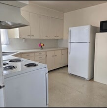 2120 Laurel St in Shelton, WA - Building Photo - Building Photo