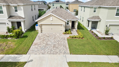 10911 Carlton Fields Dr in Riverview, FL - Building Photo - Building Photo