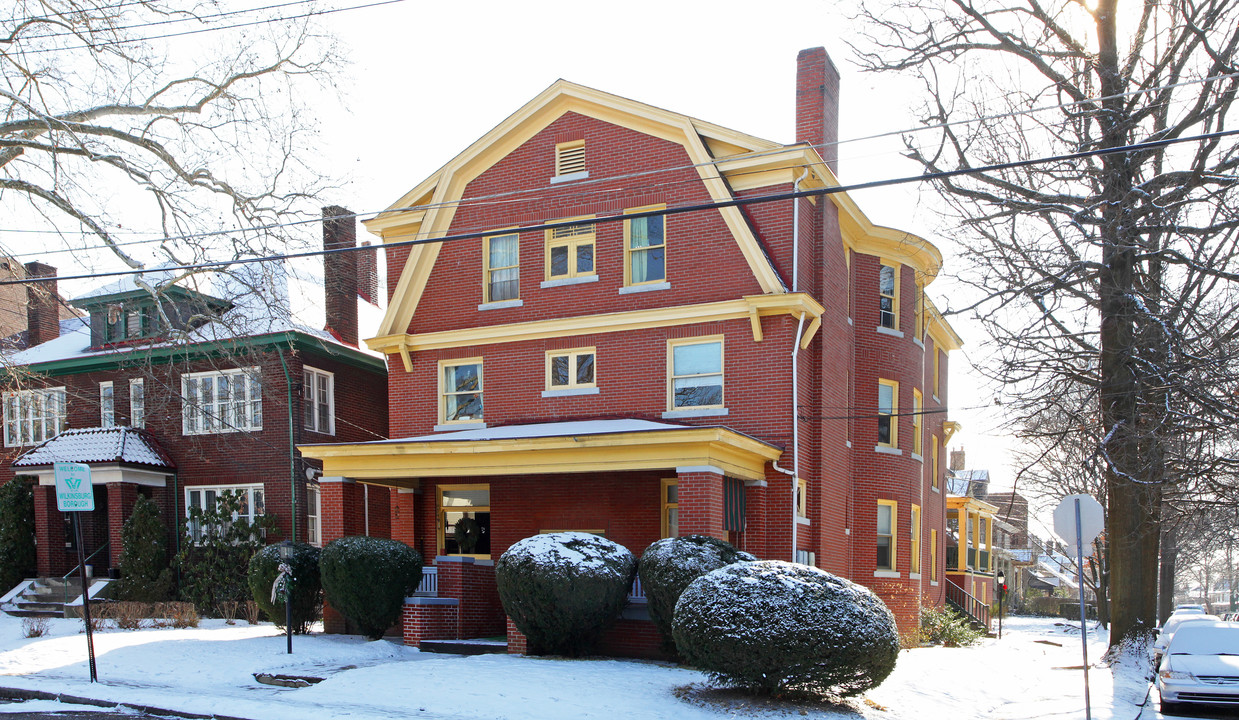 100 Biddle Ave in Pittsburgh, PA - Foto de edificio