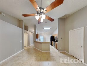 335 Heritage Estates Ln in DeLand, FL - Building Photo - Building Photo